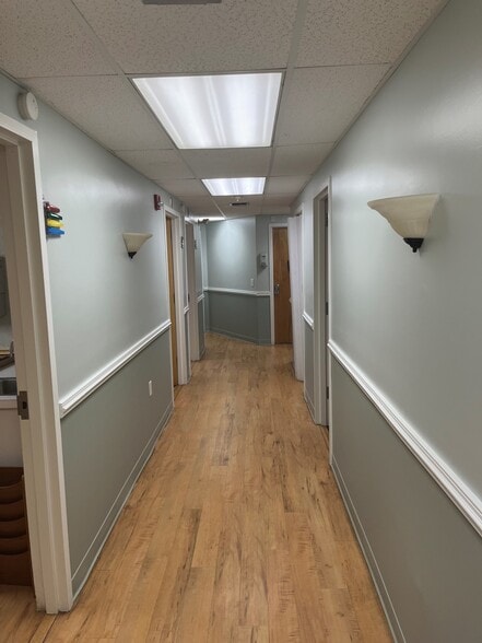 118 Dudley St, Providence, RI for lease - Building Photo - Image 3 of 5