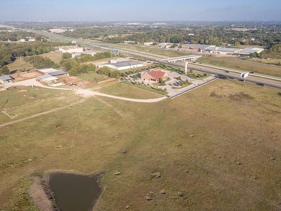 618 US Highway 80 E, Sunnyvale, TX à vendre - Photo principale - Image 1 de 1