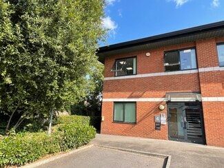 Plus de détails pour 4-6 Stanhope Gate, Camberley - Bureau à louer