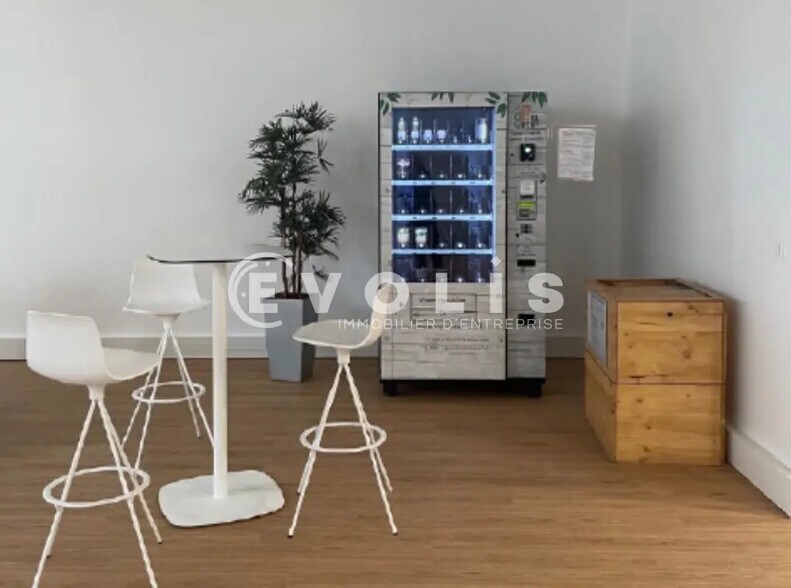 215 Avenue Georges Clemenceau, Nanterre for lease - Building Photo - Image 3 of 10