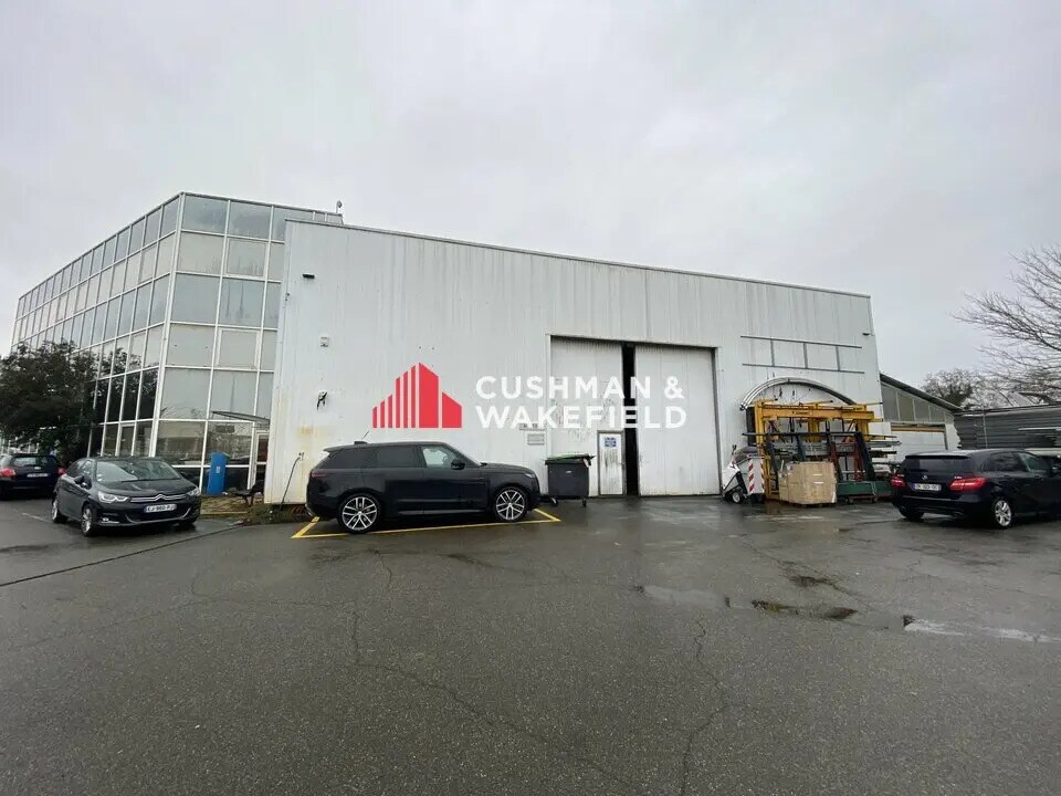 Flex in Toulouse for lease Building Photo- Image 1 of 13