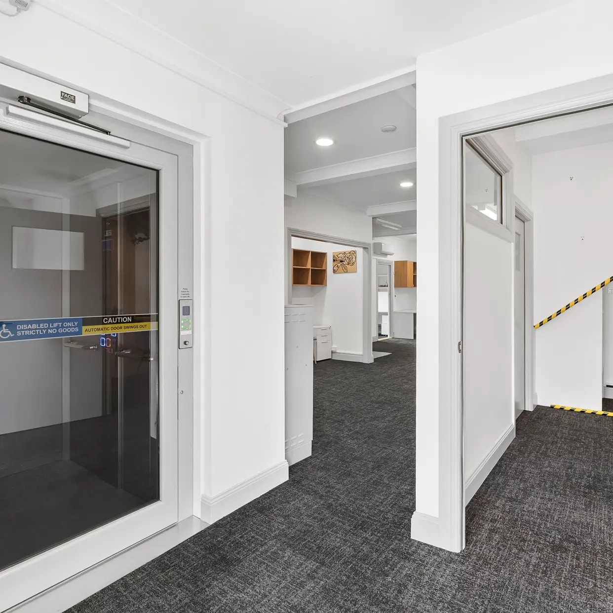 8 Ponsonby Street, Annerley for lease Interior Photo- Image 1 of 5