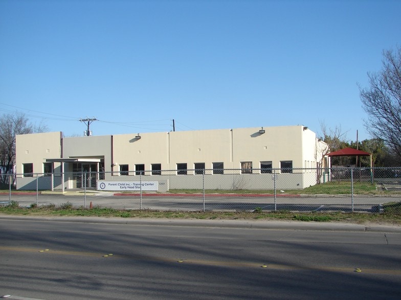 5357 W Commerce St, San Antonio, TX for sale - Building Photo - Image 2 of 5