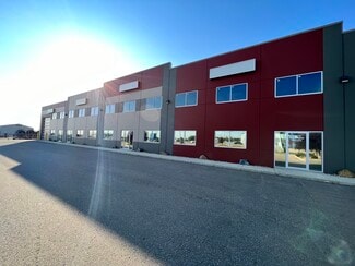 Plus de détails pour 70 Queensgate Cres, Red Deer, AB - Industriel à louer