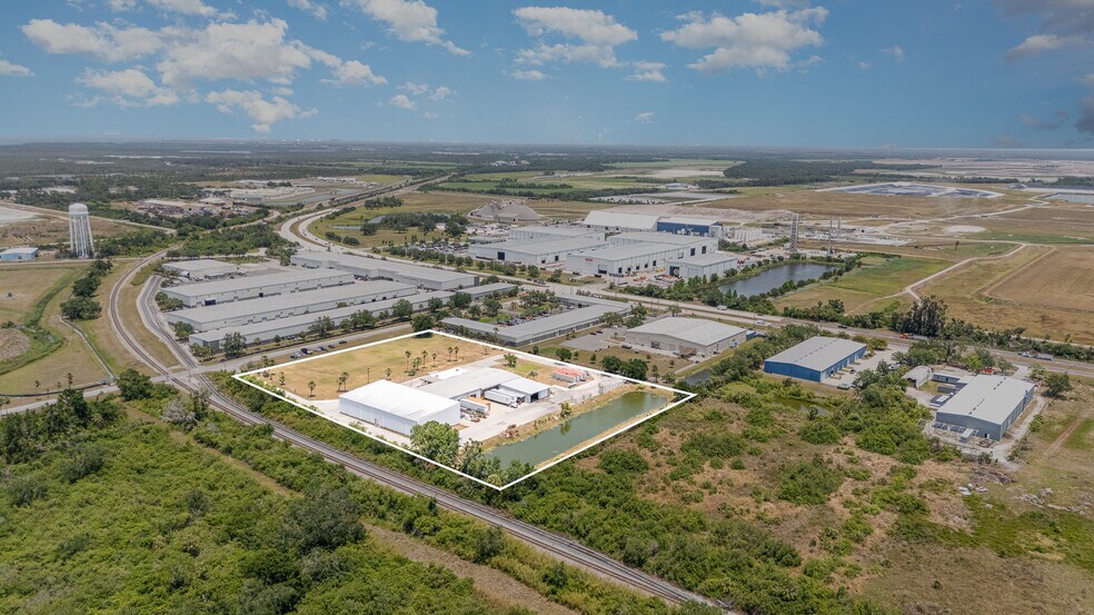 2105 S Dock St, Palmetto, FL à vendre - Photo du bâtiment - Image 2 de 46