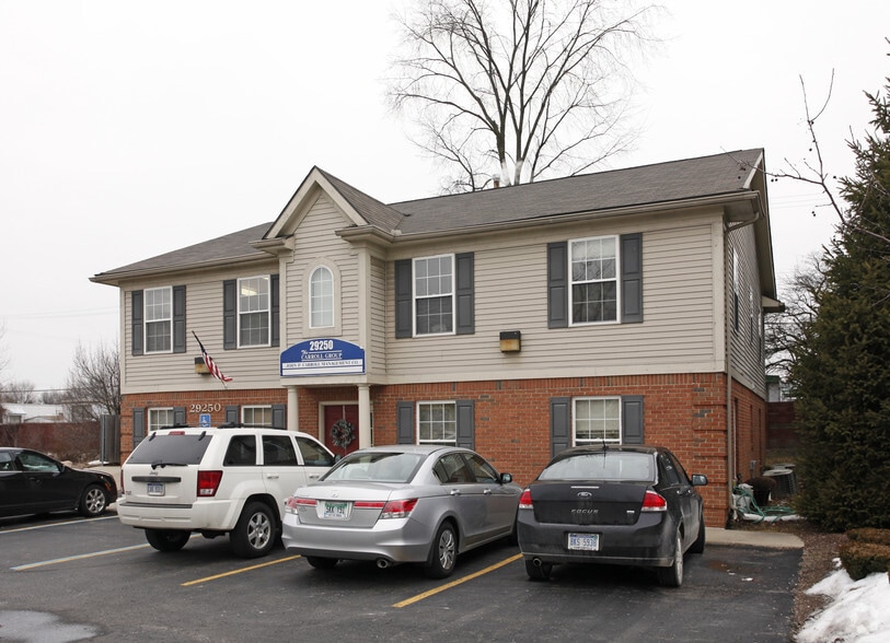29250 W 9 Mile Rd, Farmington, MI for sale - Building Photo - Image 2 of 2