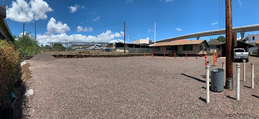 667B Kamehameha Hwy, Pearl City, HI for lease - Building Photo - Image 3 of 16