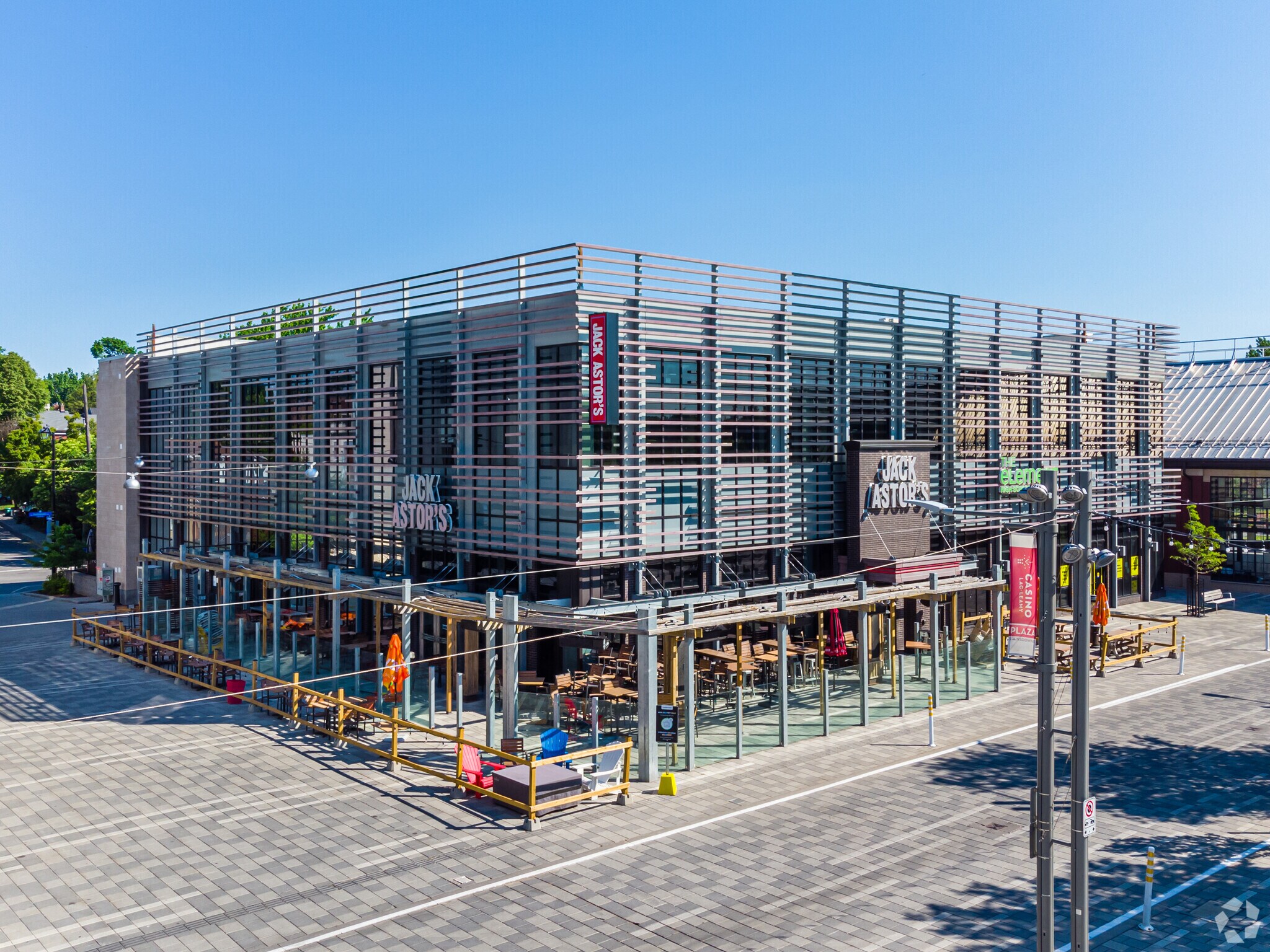 425 Marche Way, Ottawa, ON for sale Primary Photo- Image 1 of 1