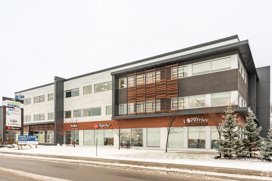 720 Rue D'everell, Québec, QC à louer - Photo du bâtiment - Image 2 de 3