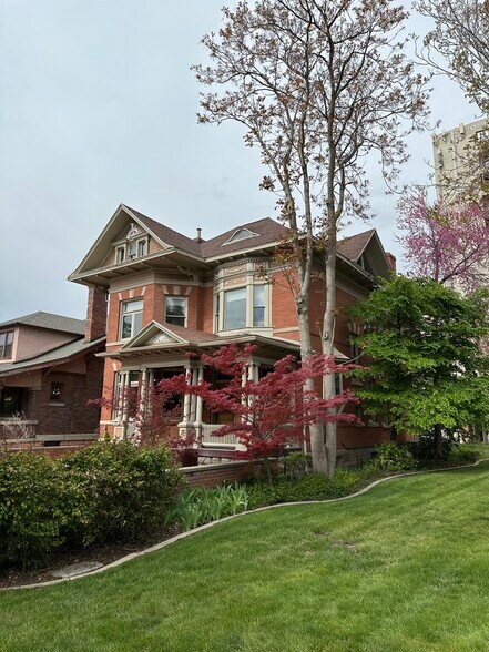 34 S 600 E, Salt Lake City, UT à vendre - Photo du bâtiment - Image 2 de 9