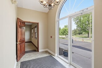 271 Marsh Rd, Pittsford, NY for lease Interior Photo- Image 2 of 11