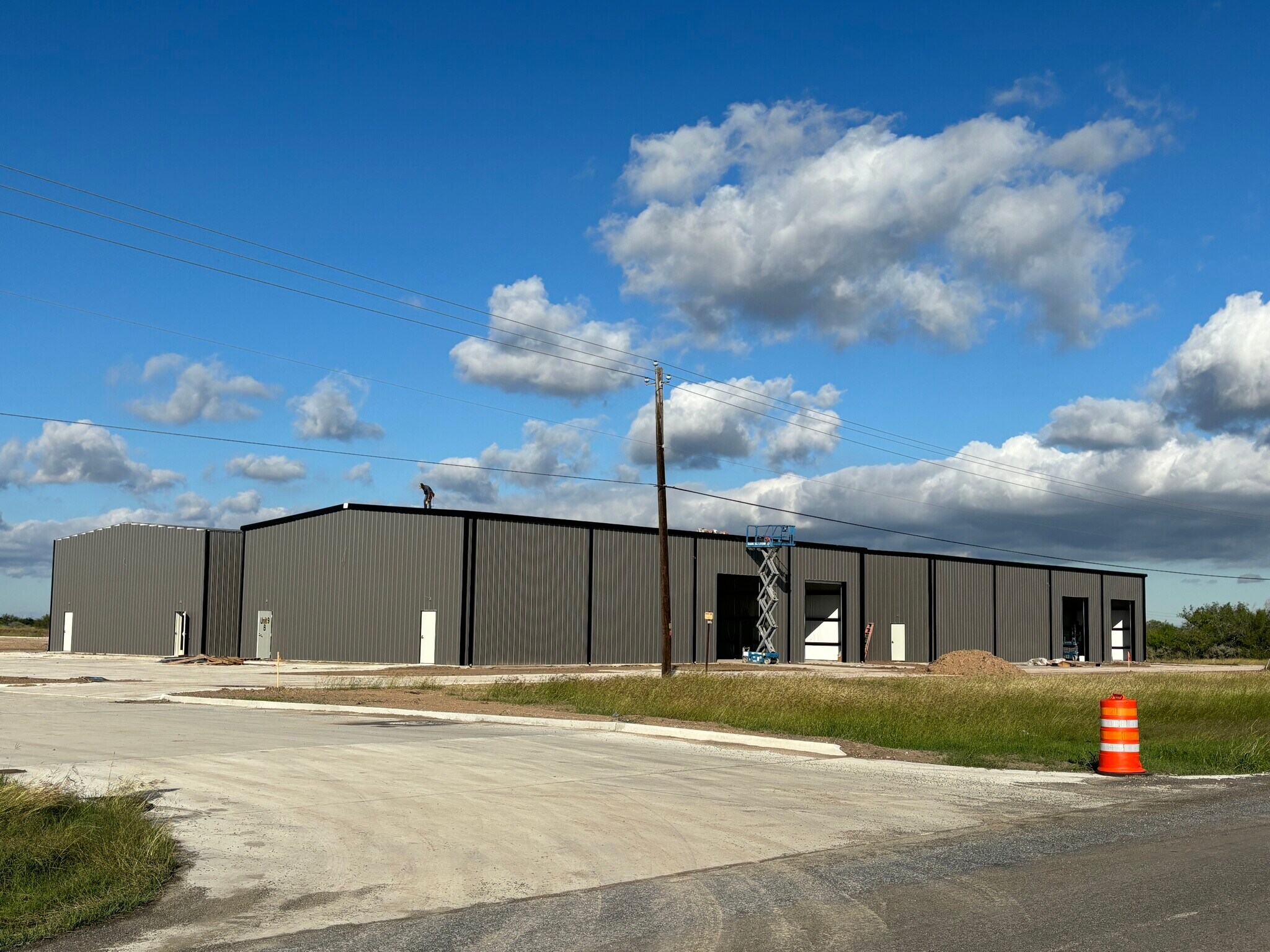 6201 FM 106 UNIT 9, Harlingen, TX à louer Photo du bâtiment- Image 1 de 15