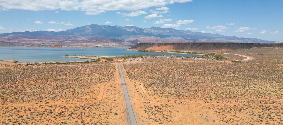 Sand Hollow Pkwy, Hurricane, UT à vendre - Aérien - Image 2 de 6