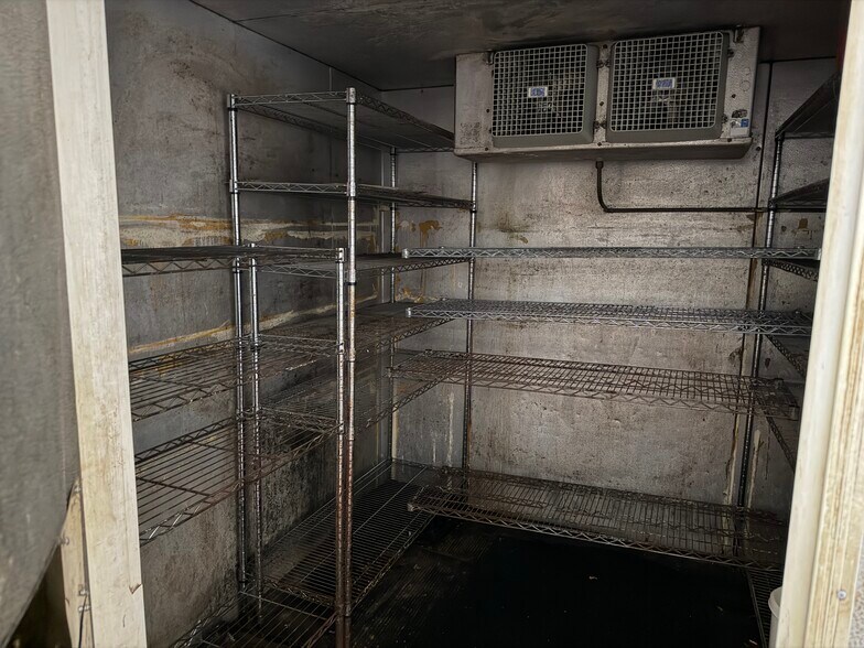 215 Main st, Nanuet, NY for lease - Building Photo - Image 2 of 11