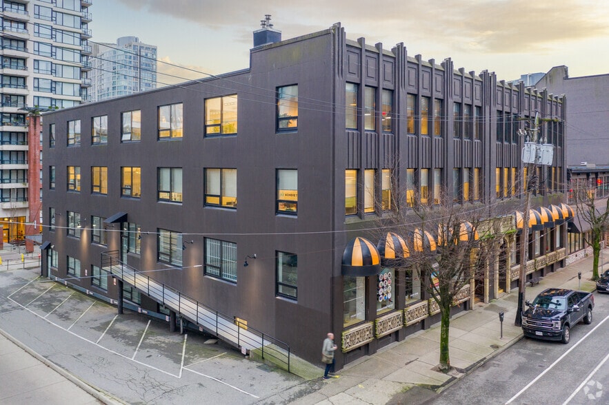948-950 Homer St, Vancouver, BC for lease - Building Photo - Image 2 of 5
