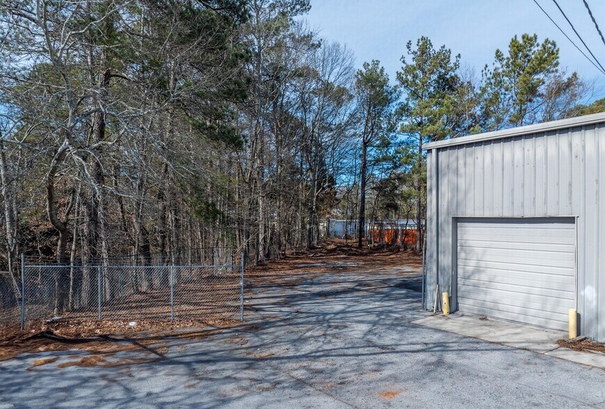 6275 Highway 85, Riverdale, GA à louer - Photo du bâtiment - Image 3 de 13