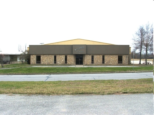 1503 W Vine St, Harrisonville, MO for lease Primary Photo- Image 1 of 3