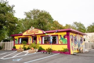 Plus de détails pour 305 N Mill Rd, Vineland, NJ - Commerce de détail à vendre