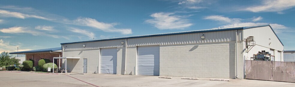 3040 E Meadows Blvd, Mesquite, TX à vendre - Photo du bâtiment - Image 2 de 19