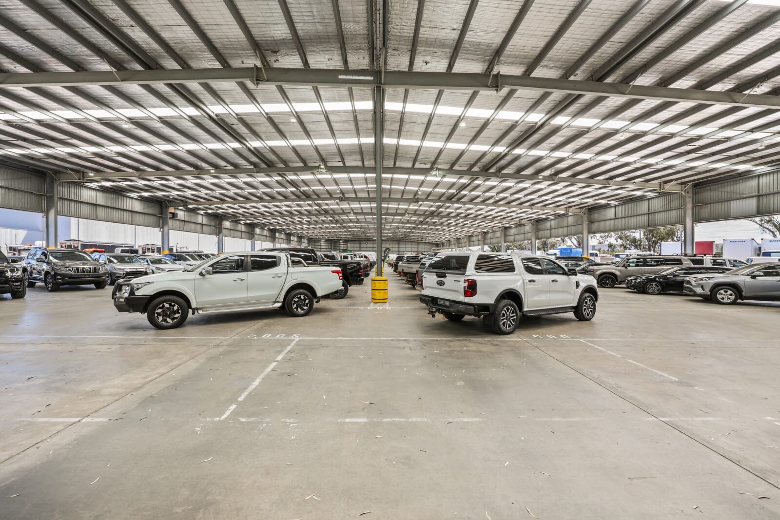 41-45 Hydrive Cl, DANDENONG SOUTH for lease Interior Photo- Image 1 of 4