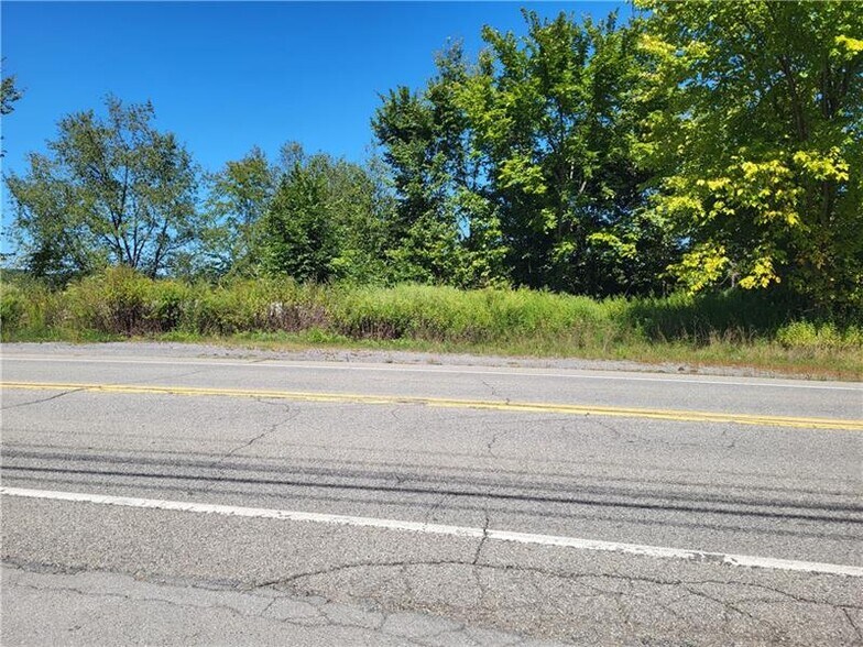 2337 Kittanning Pike, Parker, PA à vendre - Photo du bâtiment - Image 2 de 2