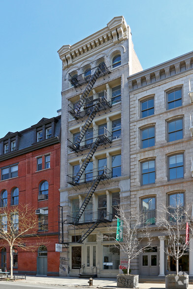 115-121 Wooster St, New York, NY for lease - Building Photo - Image 2 of 7