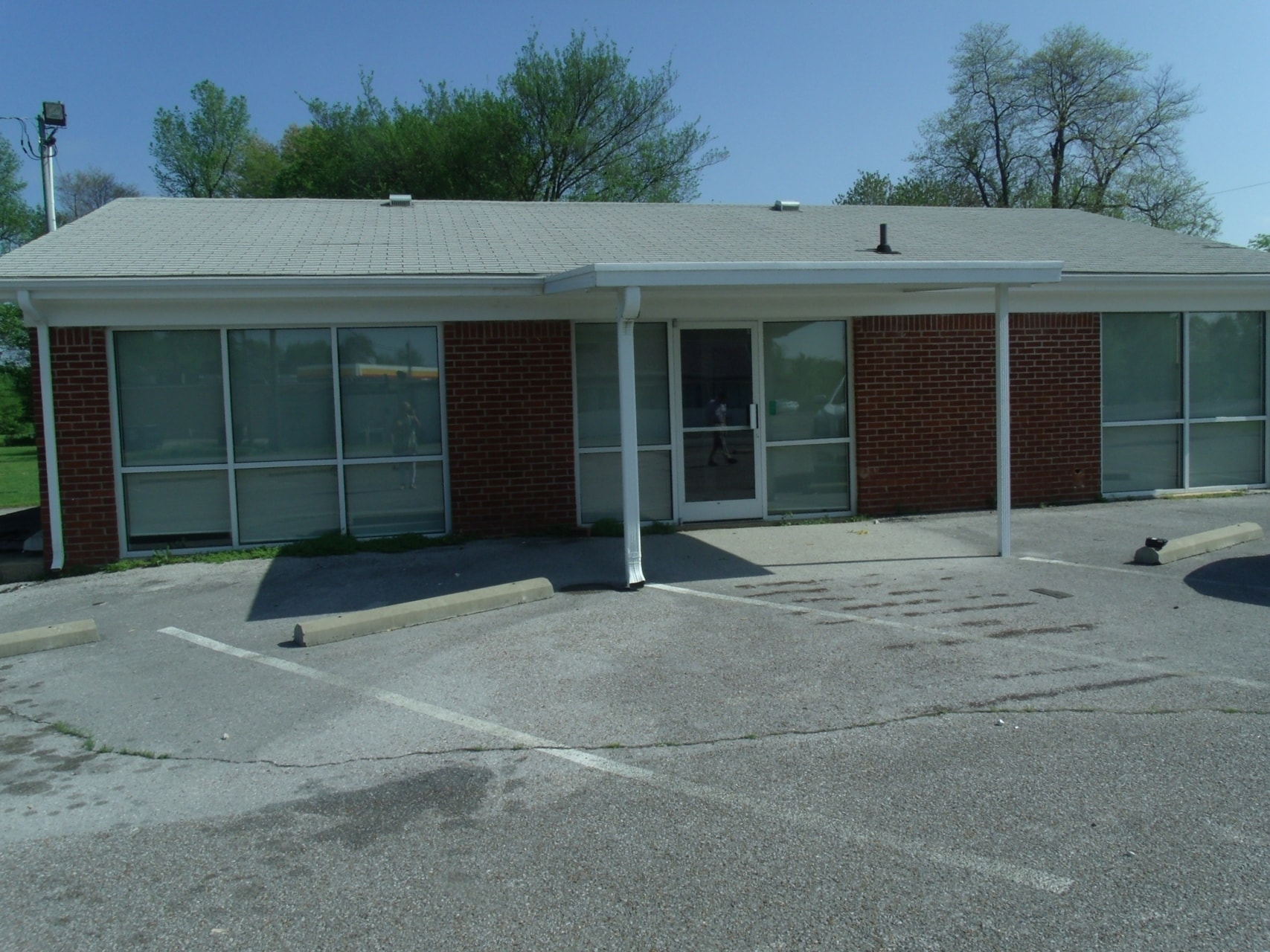 1000 Elm St, Fulton, KY for sale Primary Photo- Image 1 of 26