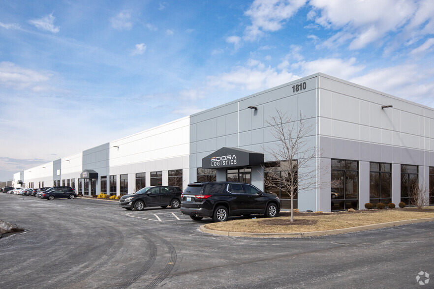 1810 Airport Exchange Blvd, Erlanger, KY for sale - Building Photo - Image 1 of 1