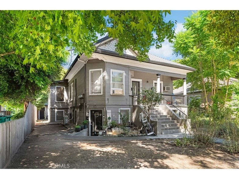 1029 Salem St, Chico, CA à vendre - Photo du bâtiment - Image 3 de 8