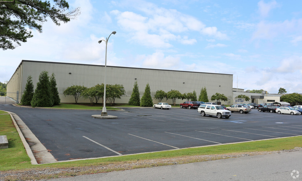 101 Lenwood Rd SE, Decatur, AL for lease - Primary Photo - Image 1 of 3