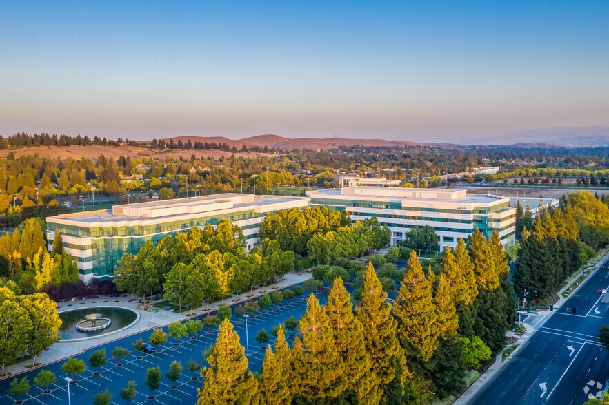 2603-2633 Camino Ramon, San Ramon, CA à louer - Photo du bâtiment - Image 1 de 16