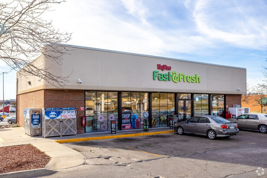 1113 E Army Post Rd, Des Moines, IA à vendre - Photo principale - Image 1 de 3