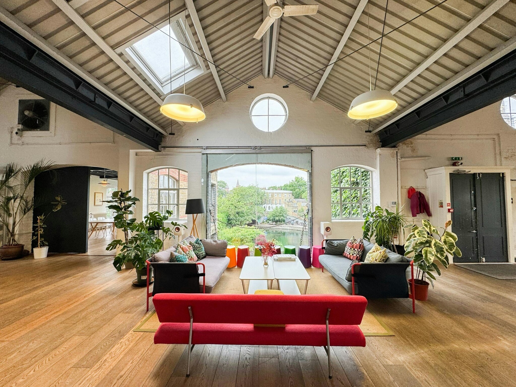 38-38A Graham St, London for lease Interior Photo- Image 1 of 24