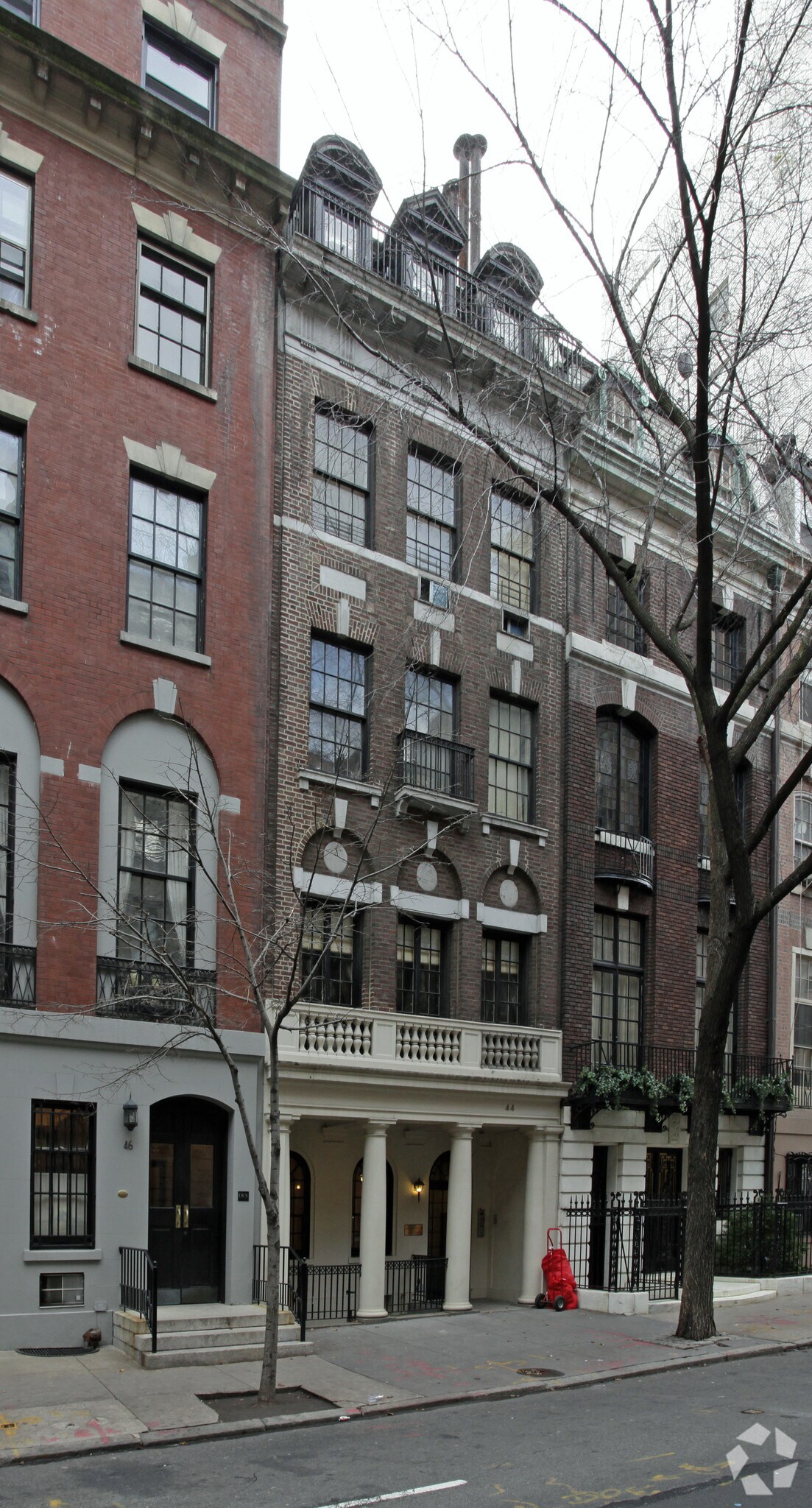 44 E 65th St, New York, NY for lease Primary Photo- Image 1 of 11