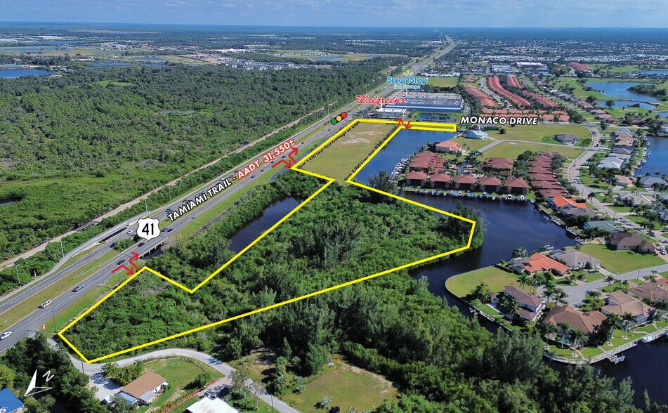3699 Tamiami Trail trl, Punta Gorda, FL à louer - Photo du bâtiment - Image 2 de 6