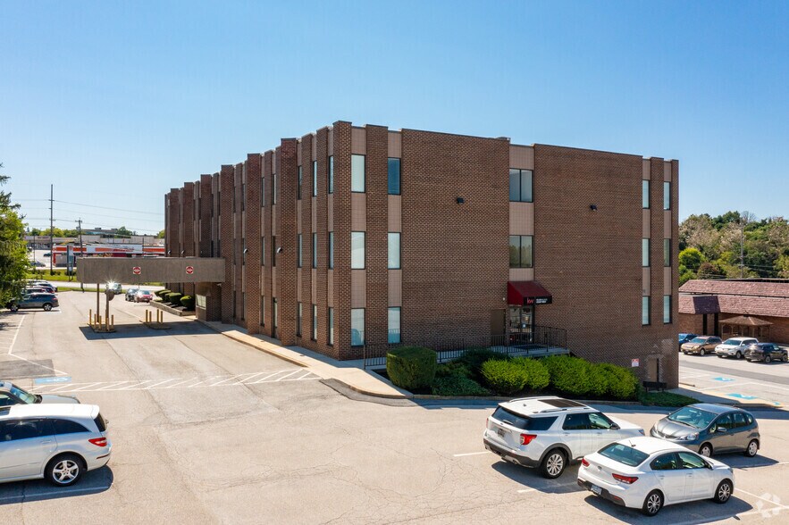 532 Baltimore Blvd, Westminster, MD à louer - Photo du bâtiment - Image 3 de 5