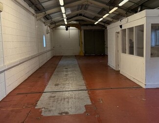 Plus de détails pour 13 Great Western Rd, Martock - Industriel à louer
