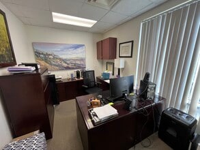 5215 Colley Ave, Norfolk, VA for lease Interior Photo- Image 2 of 8