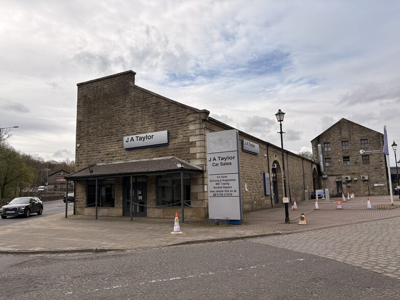 Bury Rd, Rossendale à louer - Photo du bâtiment - Image 1 de 2