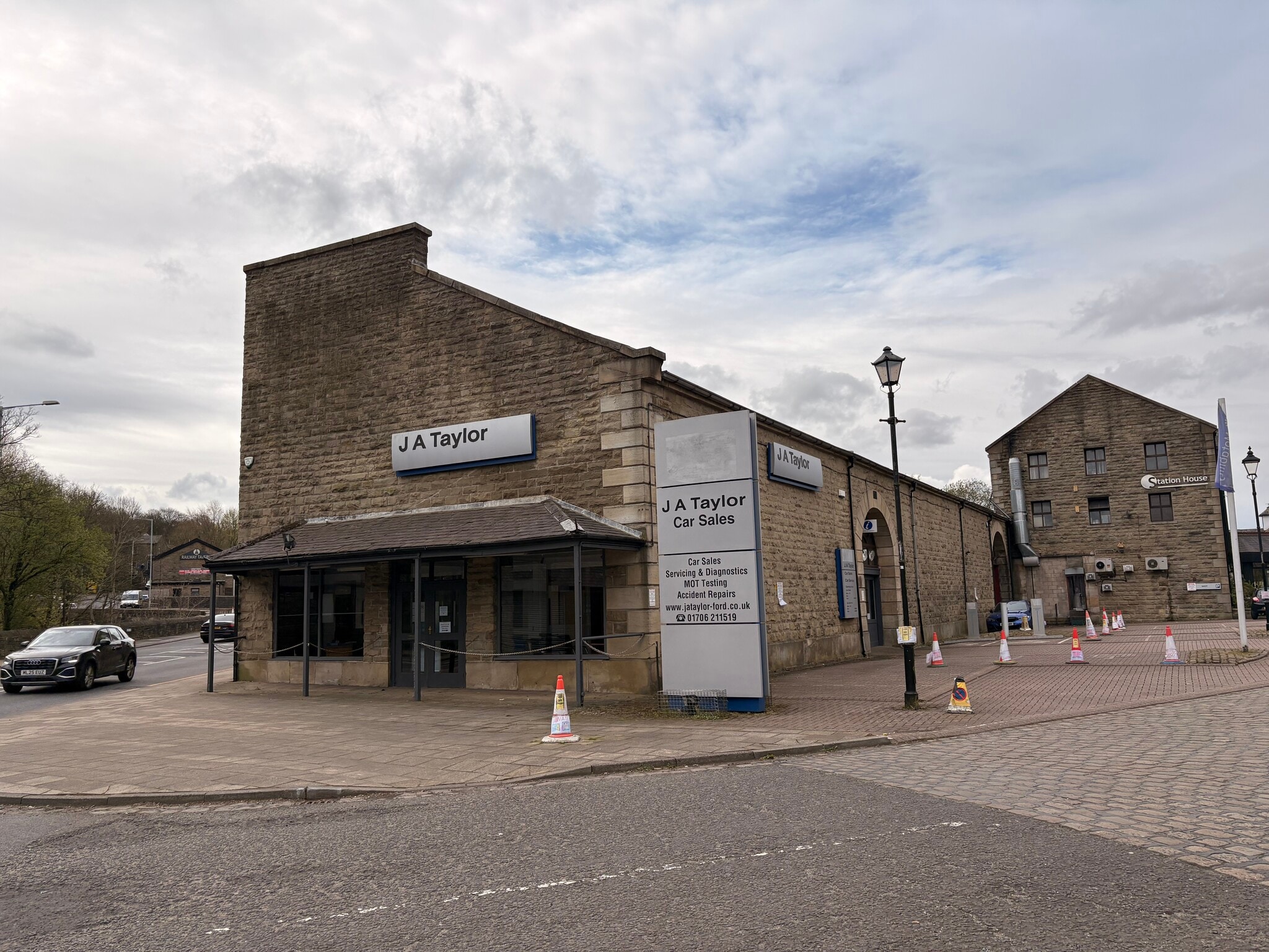 Bury Rd, Rossendale à louer Photo du bâtiment- Image 1 de 3