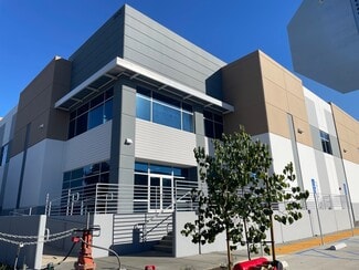 Plus de détails pour 900 Marlborough ave, Riverside, CA - Industriel à louer