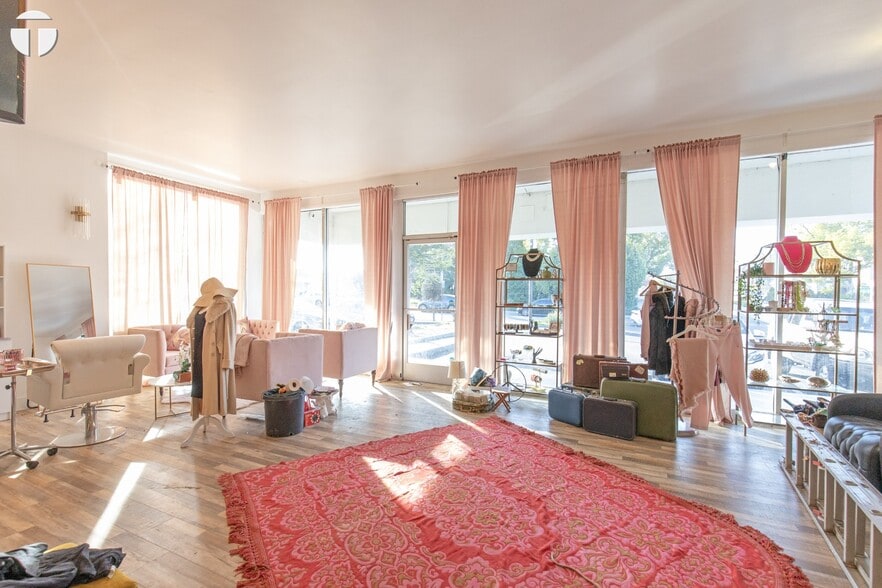 3639 Franklin Blvd, Sacramento, CA for sale - Interior Photo - Image 2 of 9