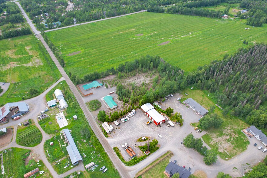 39031 Strawberry Ct, Kenai, AK à vendre - Photo du bâtiment - Image 3 de 20
