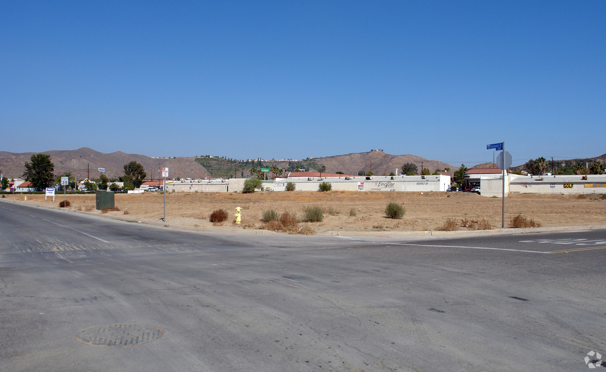 Diamond Dr, Lake Elsinore, CA for sale Primary Photo- Image 1 of 20