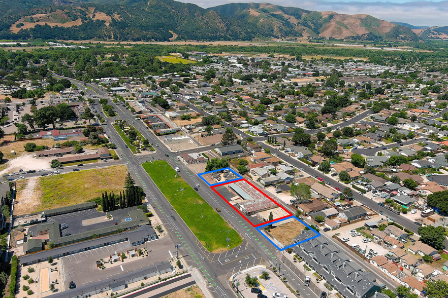 545 Avenue Of The Flags, Buellton, CA for lease - Building Photo - Image 1 of 5