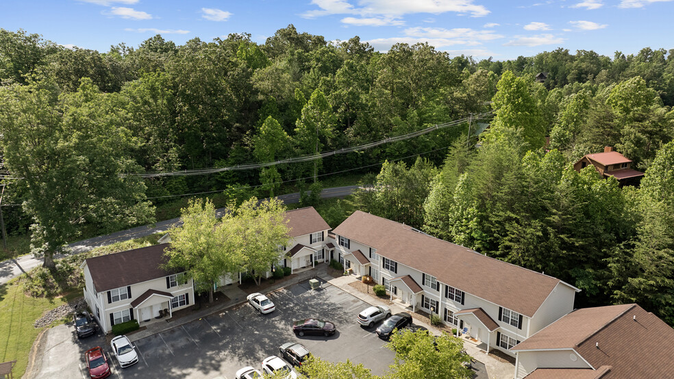 1705 Ogle Rd, Gatlinburg, TN for sale - Building Photo - Image 1 of 1