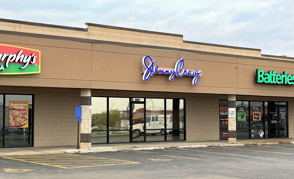 6021 SW 29th St, Topeka, KS à louer - Photo du bâtiment - Image 2 de 4