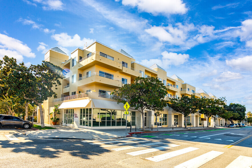 920-934 Broadway, Santa Monica, CA for lease - Building Photo - Image 1 of 7