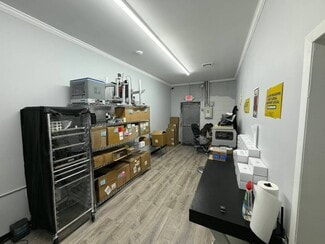 Plus de détails pour 1615 Sycamore Ave, Bohemia, NY - Bureau/Médical à louer