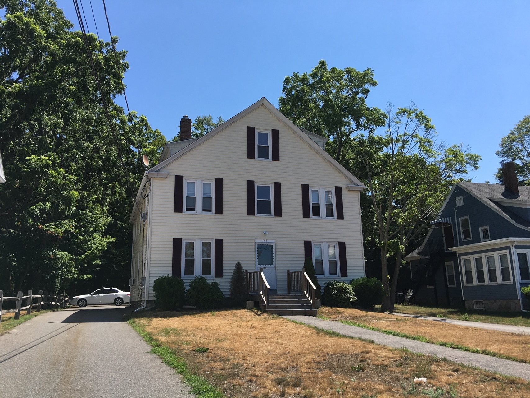 102 N Main St, Avon, MA à vendre Photo principale- Image 1 de 1